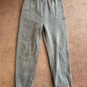 Aritzia Lived in Grey Cozy Sweatpants